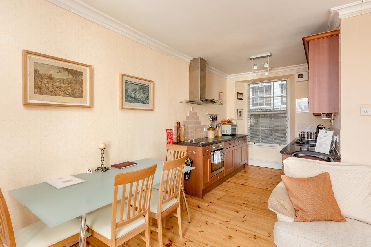 Silver Lining-Royal Mile Apartments Единбург Екстер'єр фото